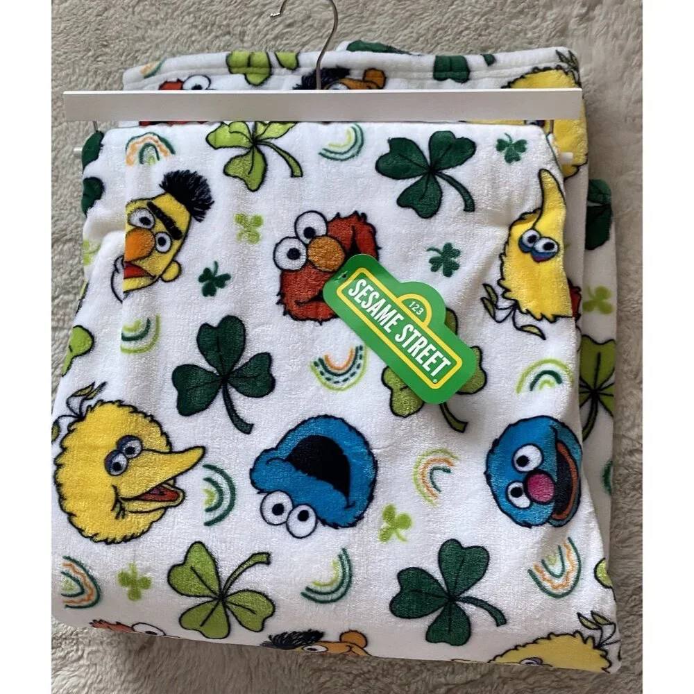 Sesame Street‎ Cookie Monster Elmo Grover St. Patrick’s Day Blanket 60”x70” NEW